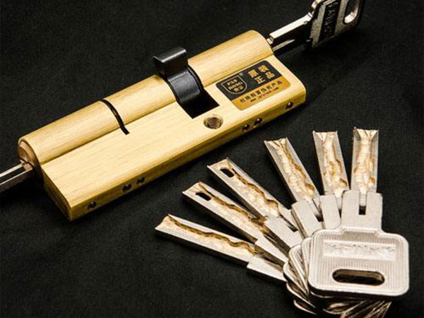 威远24小时上门开锁公司