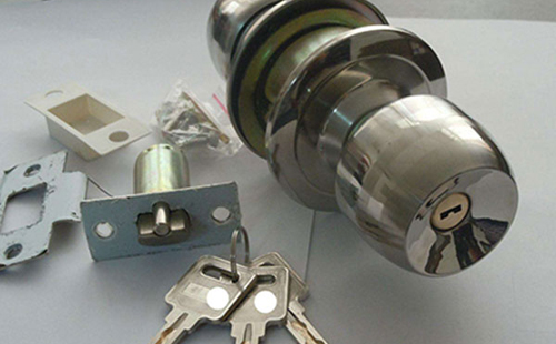 威远24小时上门开锁公司